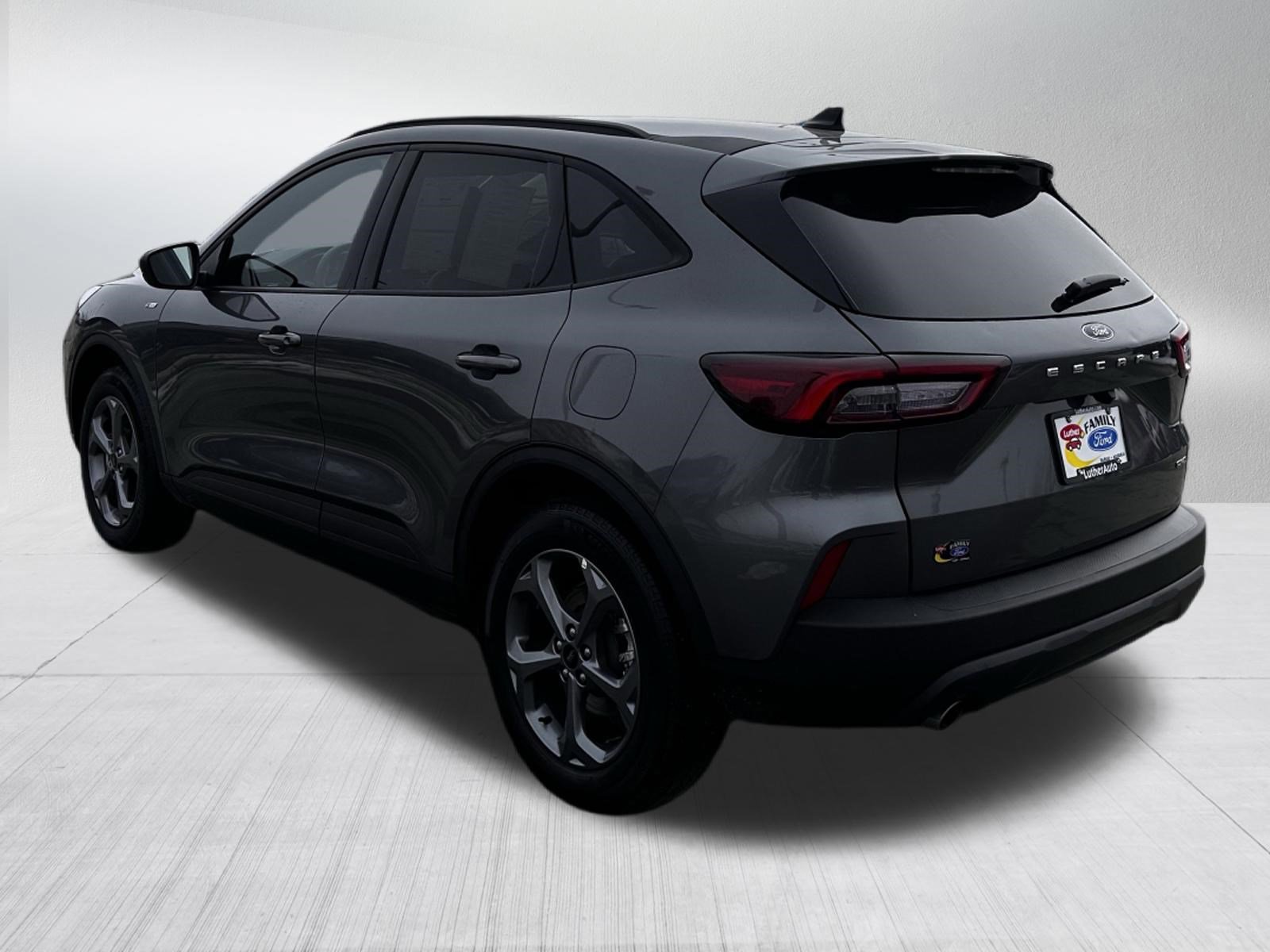 Certified 2025 Ford Escape ST-Line image 3