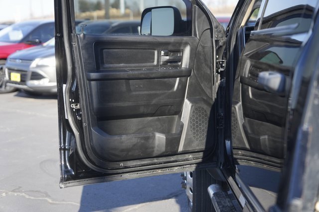 Used 2020 RAM 5500 Tradesman w/ Safety Group image 31