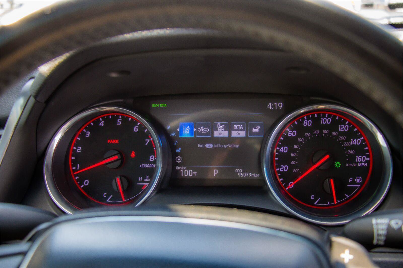 Used 2019 Toyota Camry XSE FWD image 10