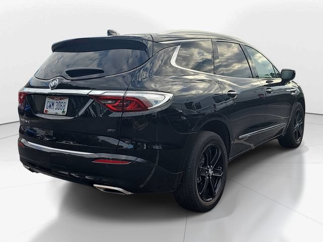 Used 2023 Buick Enclave Essence w/ Experience Buick Package FWD video 3