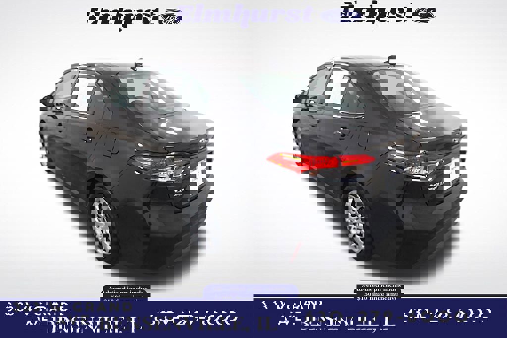 Used 2022 Toyota Corolla LE image 3