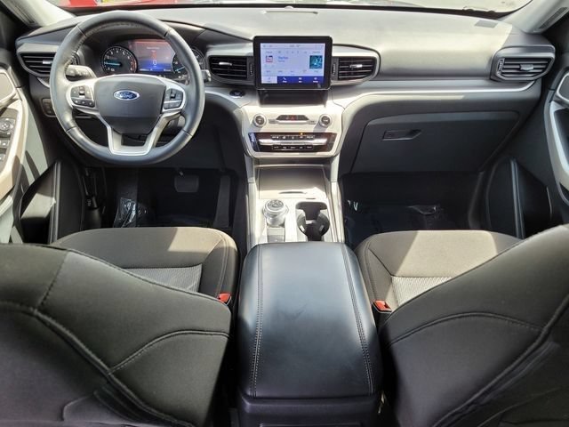 Certified 2023 Ford Explorer XLT RWD image 41