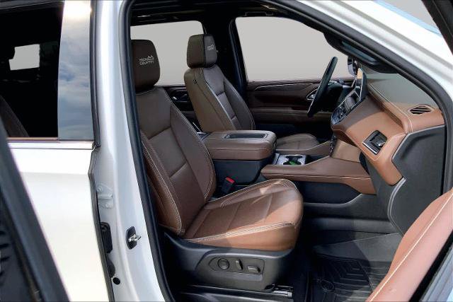 Used 2023 Chevrolet Tahoe High Country AWD/4WD image 9