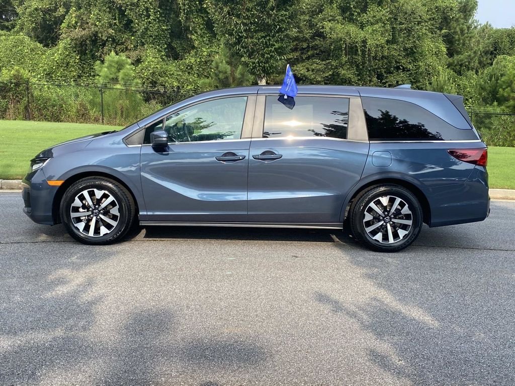 Used 2025 Honda Odyssey EX-L image 9