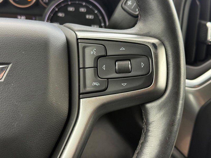 Used 2021 Chevrolet Silverado 2500 LT w/ Midnight Edition AWD/4WD image 18