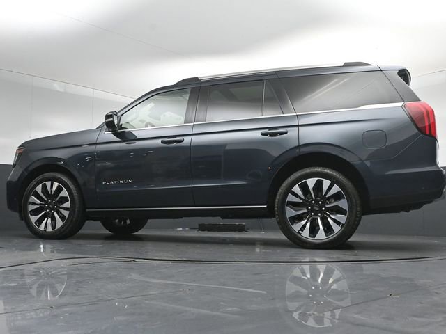 Certified 2025 Ford Expedition Platinum w/ Driver's Package AWD/4WD image 39