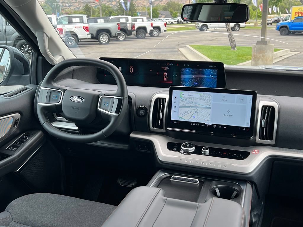 Certified 2025 Ford Expedition Platinum AWD/4WD image 22