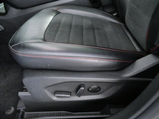 Certified 2024 Ford Edge ST-Line AWD/4WD image 15