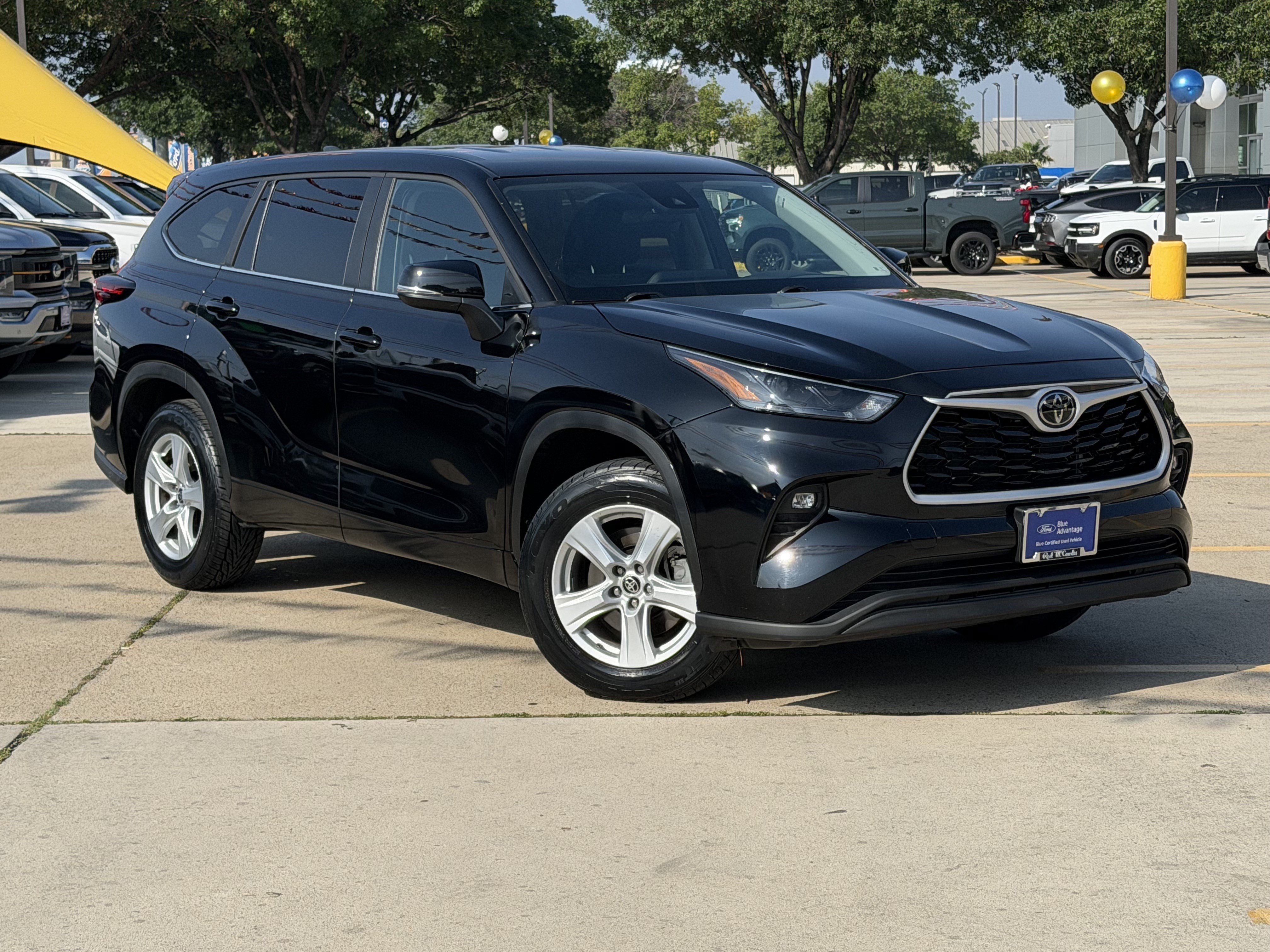 Used 2025 Toyota Highlander LE