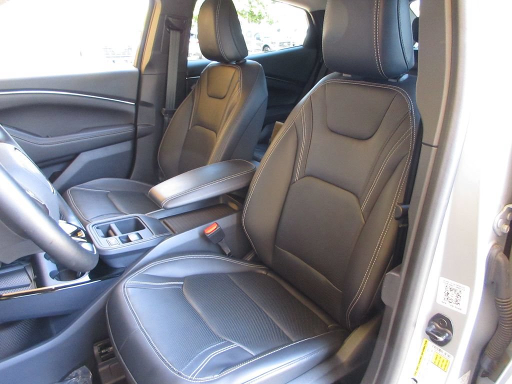 Certified 2025 Ford Mustang Mach-E Premium RWD image 11