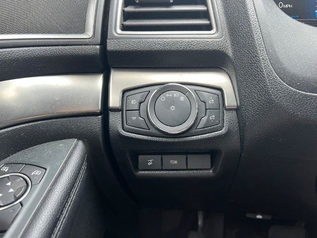 Certified 2018 Ford Explorer XLT w/ Equipment Group 202A AWD/4WD image 16