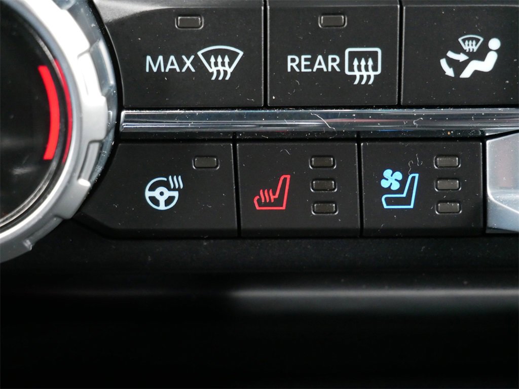 Certified 2023 Ford F150 Lariat w/ Equipment Group 502A High image 22