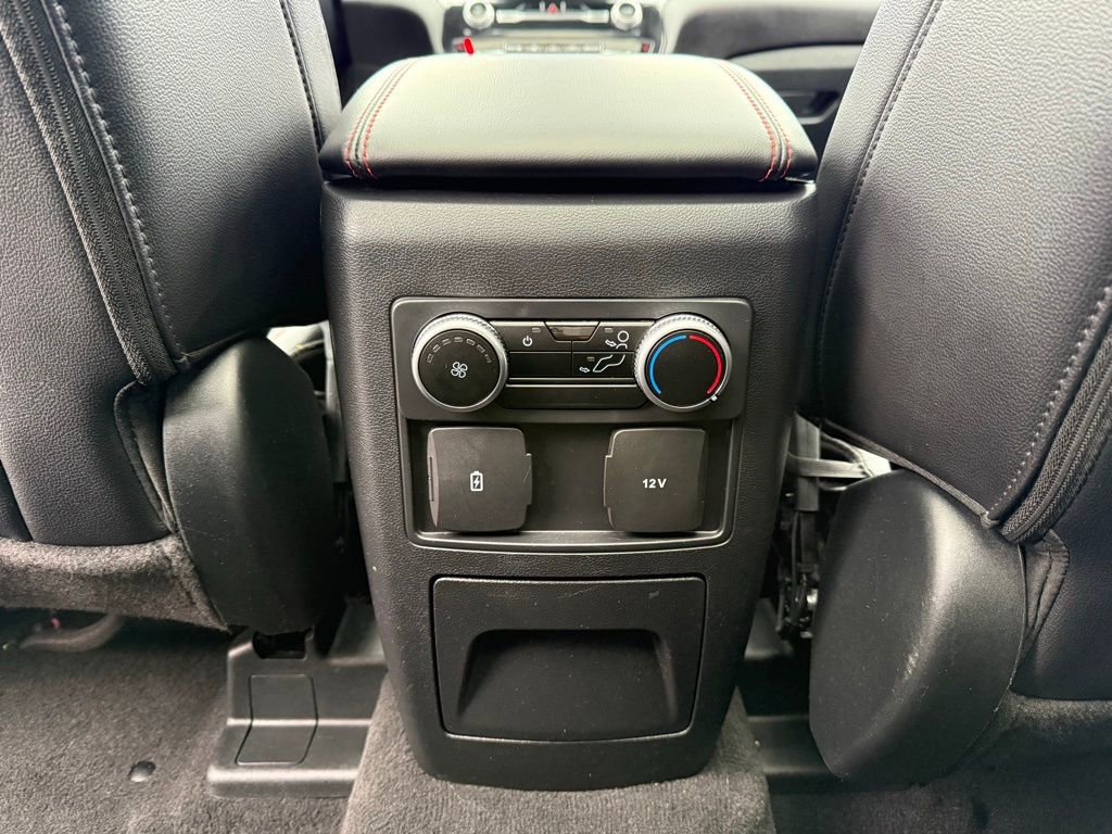 Certified 2023 Ford Explorer ST-Line w/ Class IV Trailer Tow Package image 29