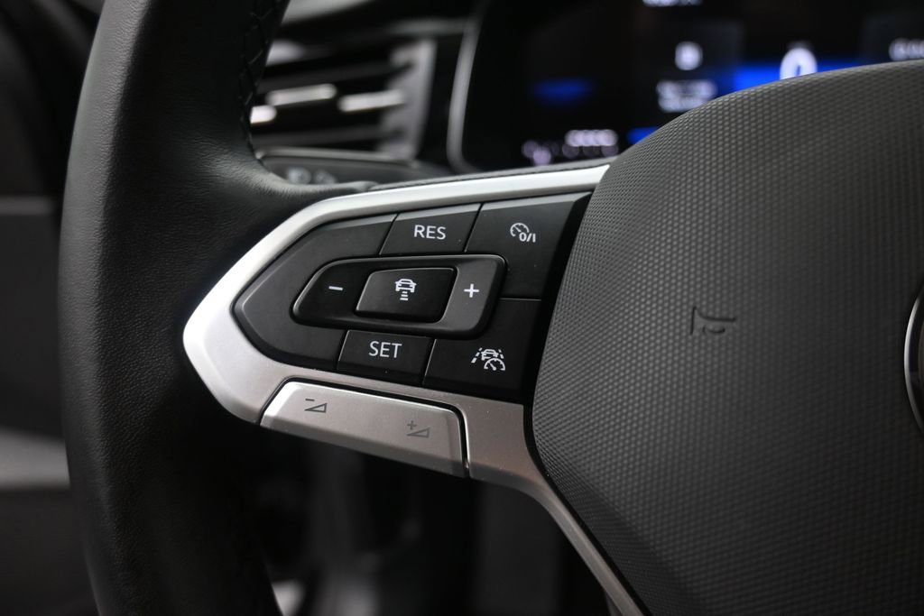 Used 2025 Volkswagen Jetta S FWD image 6