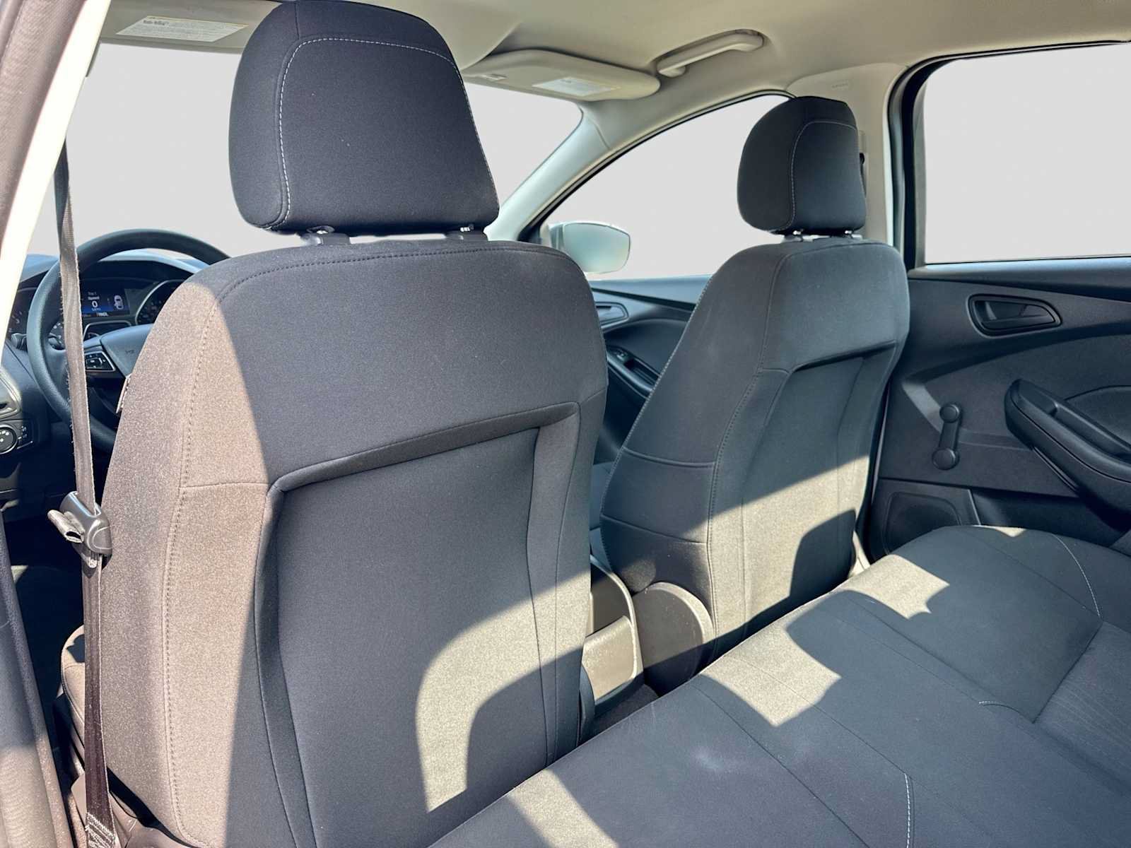 Certified 2018 Ford Focus S FWD image 17