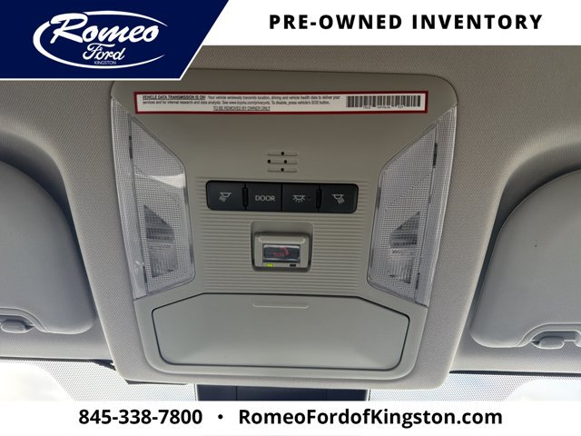 Used 2022 Toyota RAV4 LE AWD/4WD image 17