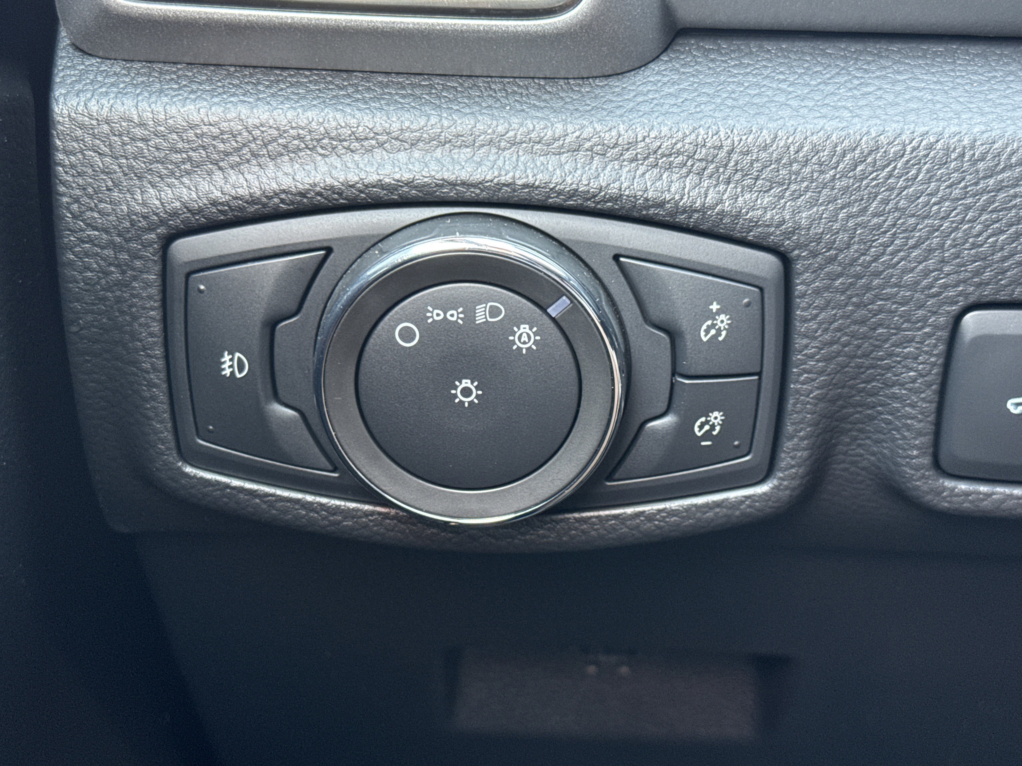 Certified 2022 Ford Ranger XLT w/ Equipment Group 301A Mid image 21