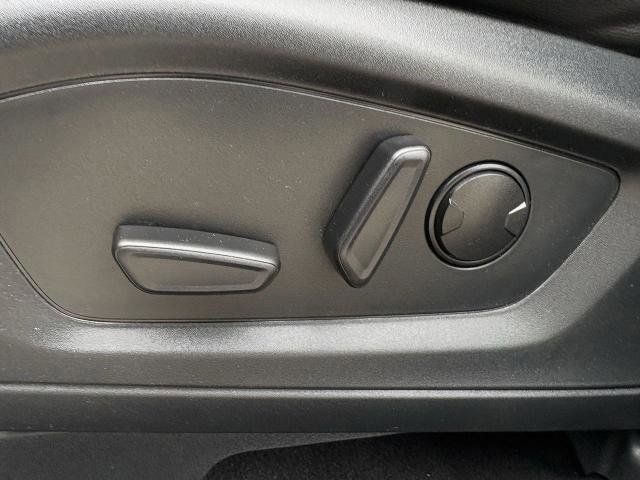 Certified 2023 Ford Explorer Limited w/ Limited Technology Package image 28