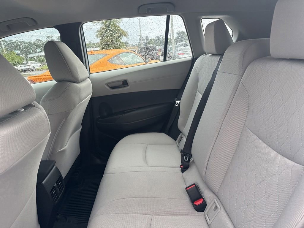 Used 2025 Toyota Corolla Cross L FWD image 25