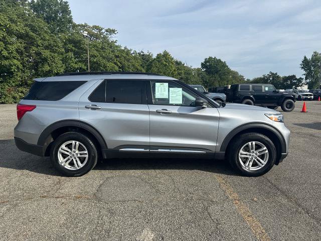 Certified 2023 Ford Explorer XLT w/ Equipment Group 202A AWD/4WD image 6