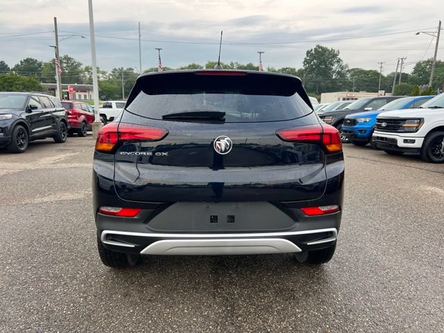 Used 2021 Buick Encore GX Preferred w/ Cold Weather Comfort Package FWD image 5