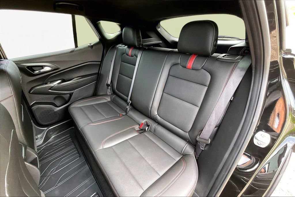 Used 2024 Chevrolet Trax RS w/ Driver Confidence Package FWD image 26