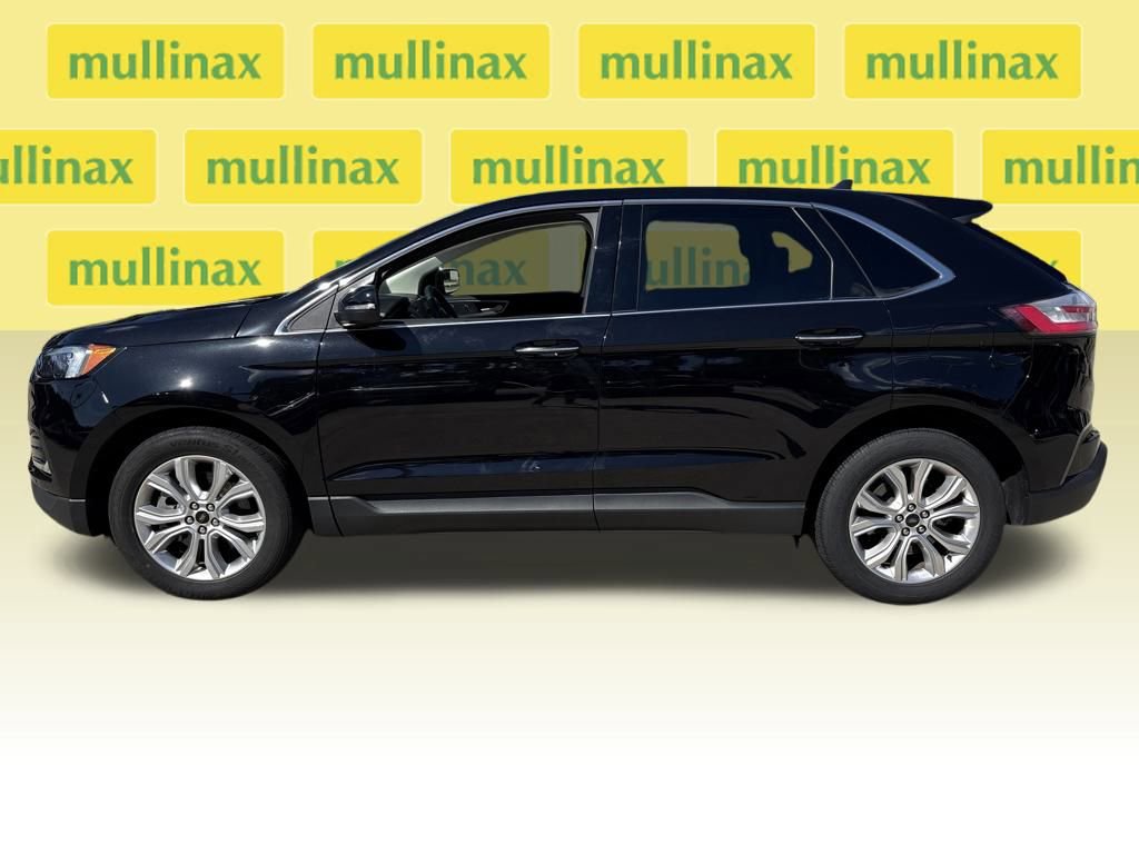 Certified 2024 Ford Edge Titanium image 5