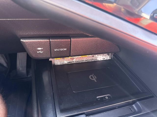 Used 2019 Toyota Camry XSE FWD image 31