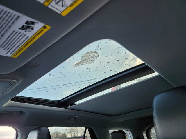 Certified 2023 Ford Explorer XLT w/ Equipment Group 202A image 22