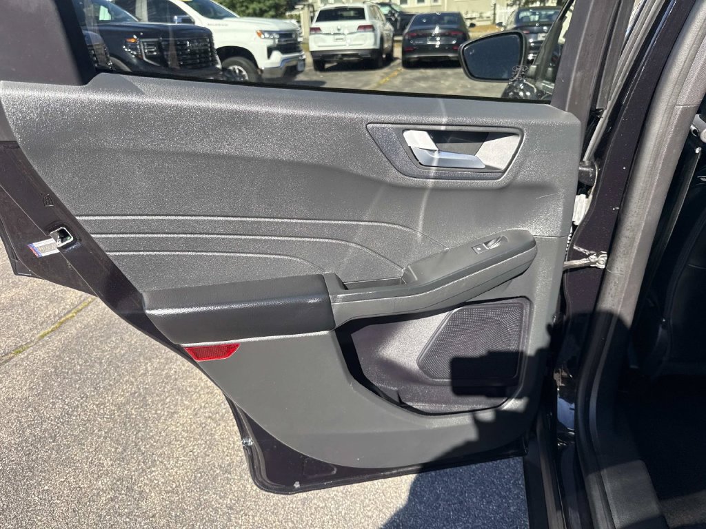Certified 2023 Ford Escape ST-Line AWD/4WD image 16