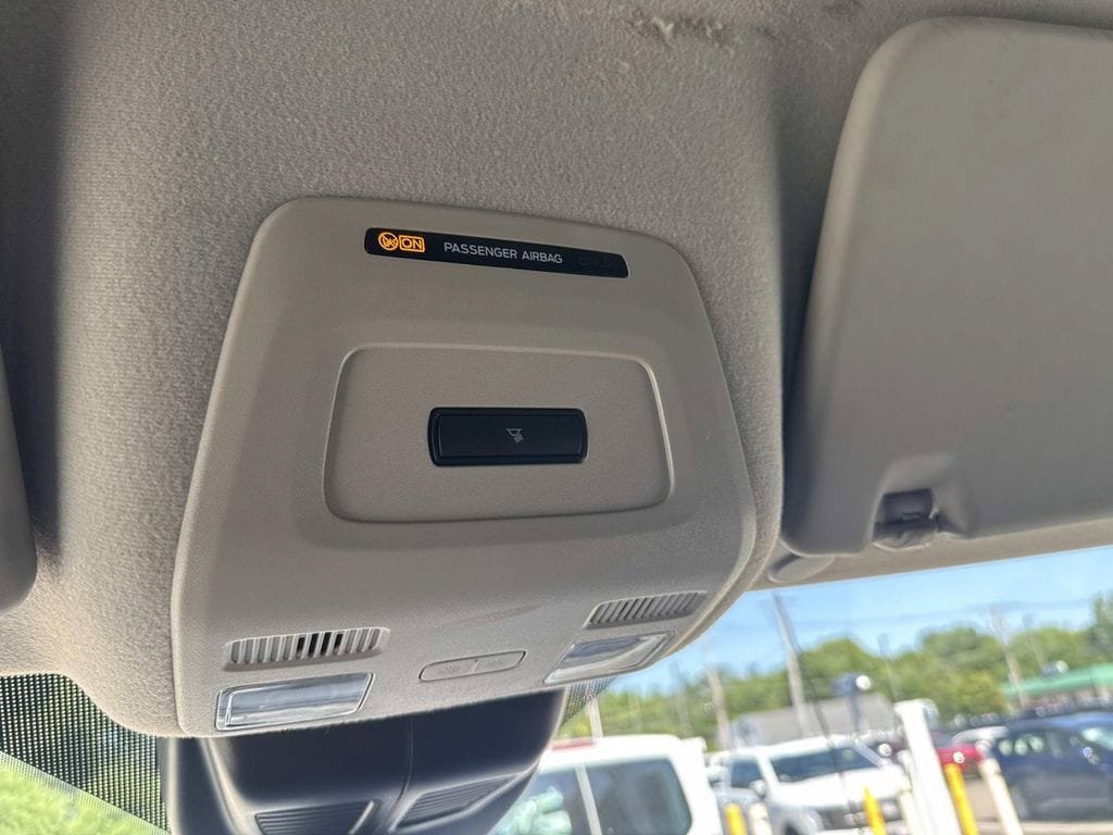 Certified 2023 Ford Transit 250 Medium Roof RWD image 24