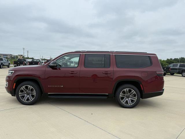 Used 2024 Jeep Wagoneer L Series II w/ Flexible Seating Group AWD/4WD image 5