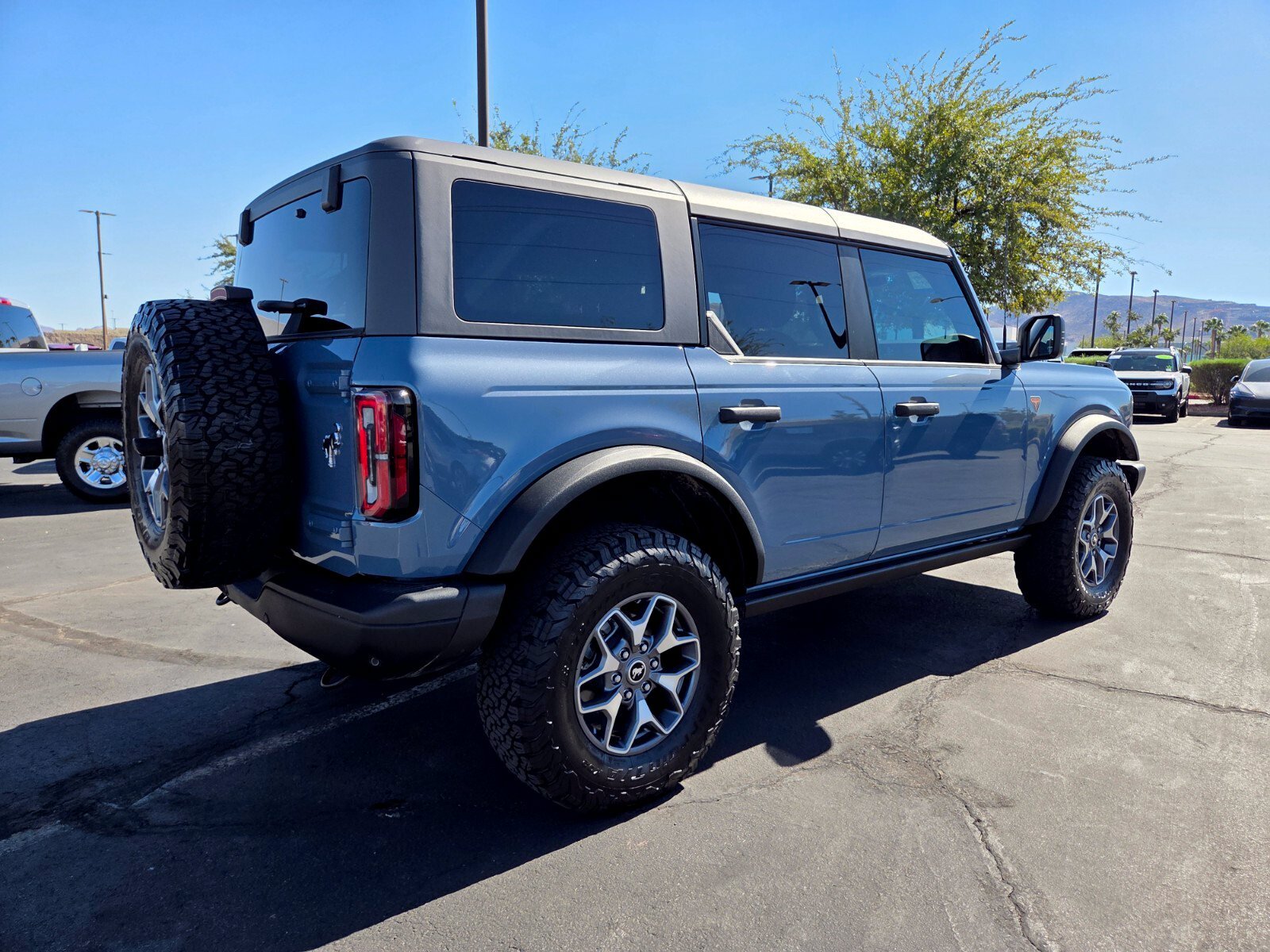 Certified 2025 Ford Bronco Badlands AWD/4WD image 6