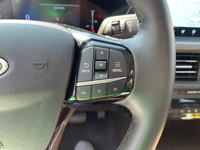 Certified 2025 Ford Escape SE FWD image 28