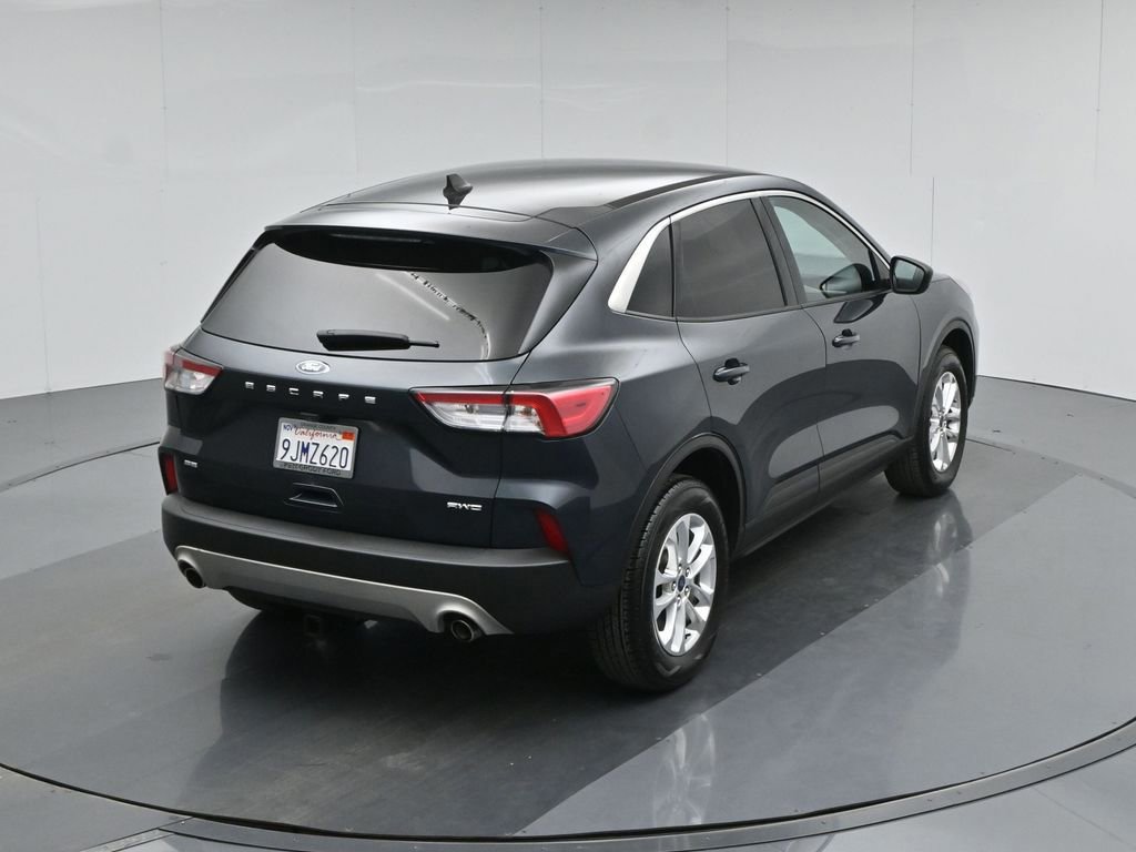 Certified 2022 Ford Escape SE w/ Cold Weather Package AWD/4WD image 12