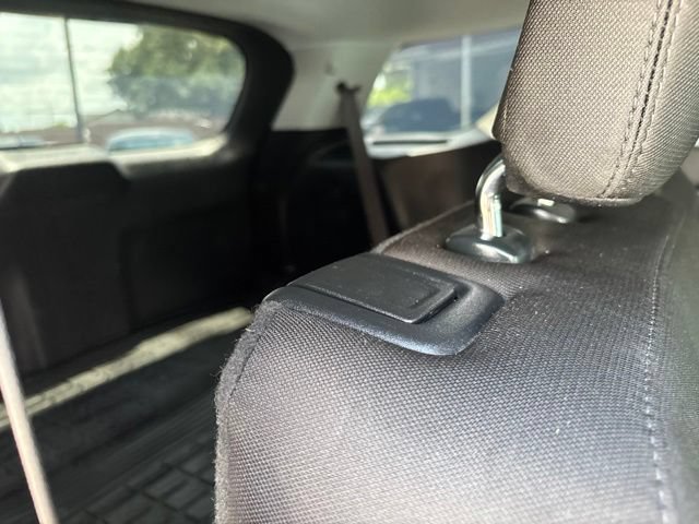 Certified 2024 Ford Explorer XLT RWD image 12