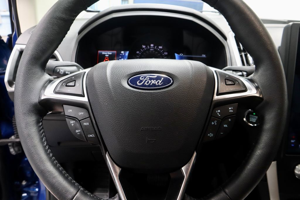 Certified 2024 Ford Edge SEL w/ Convenience Package AWD/4WD image 30