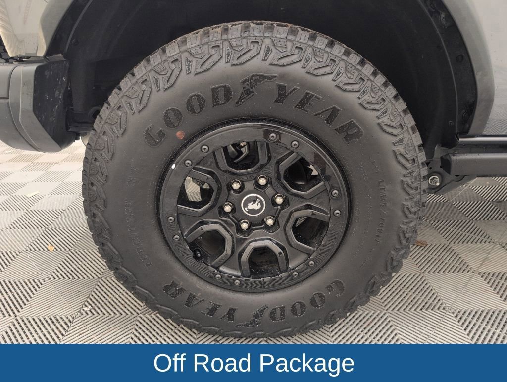 Certified 2025 Ford Bronco Badlands image 19