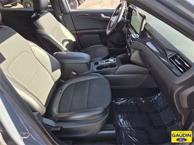 Certified 2024 Ford Escape ST-Line w/ Tech Pack #1 image 16