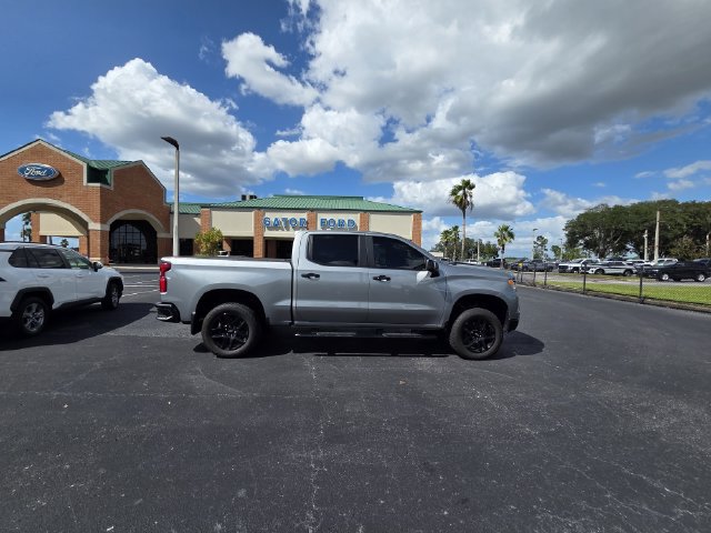 Used 2025 Chevrolet Silverado 1500 LT Trail Boss w/ LT Trail Boss Premium Package AWD/4WD image 4