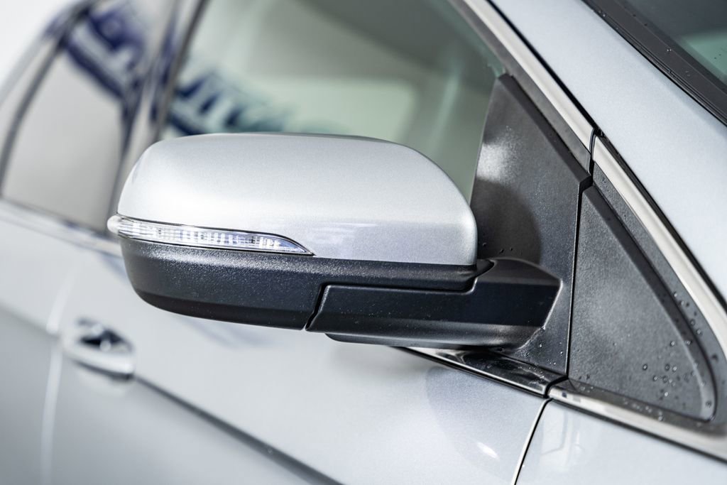 Certified 2020 Ford Edge SEL w/ Convenience Package image 16