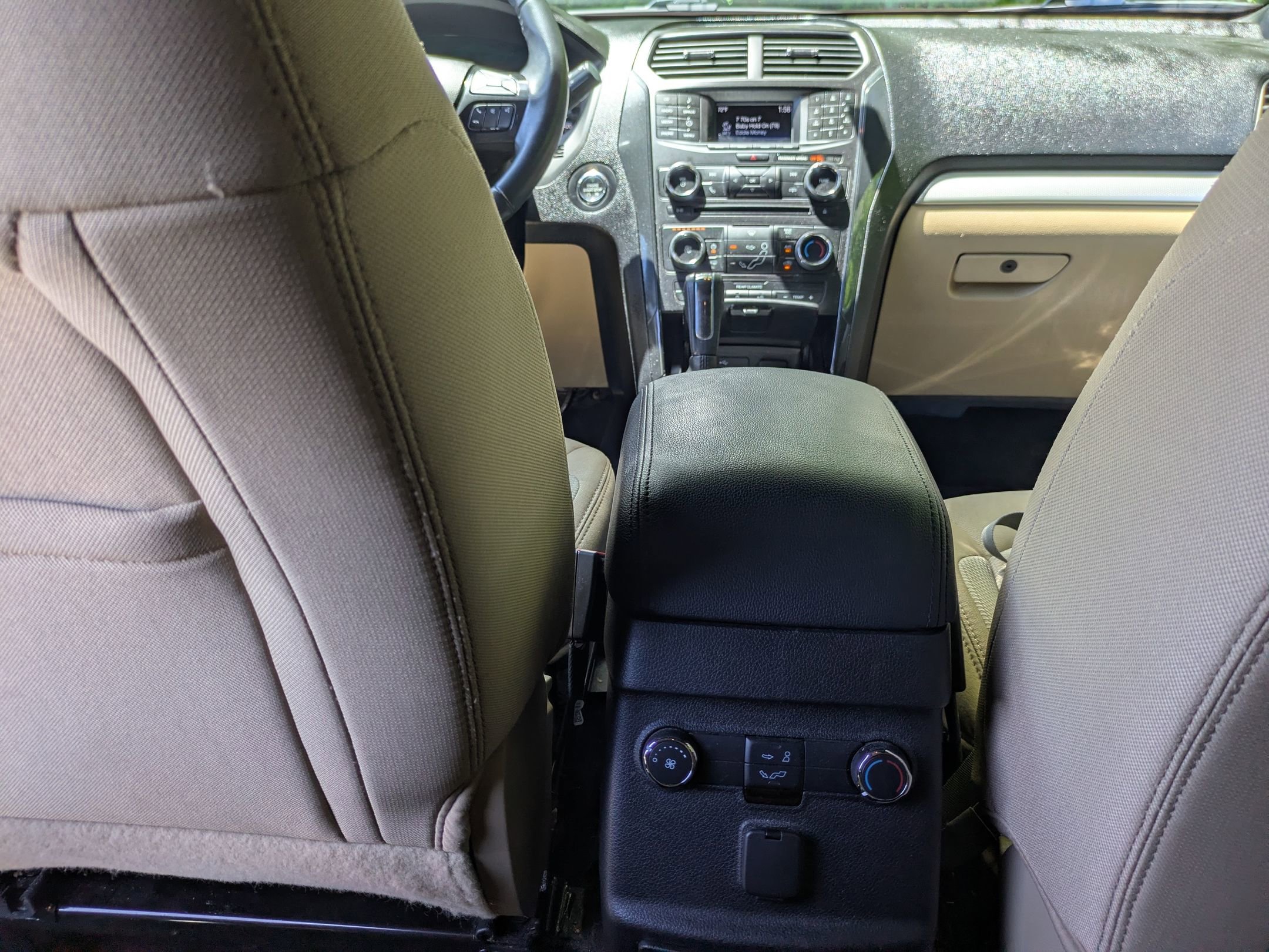 Certified 2017 Ford Explorer XLT FWD image 26