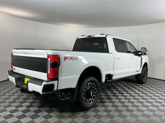 Certified 2025 Ford F350 Platinum w/ FX4 Off-Road Package AWD/4WD image 4