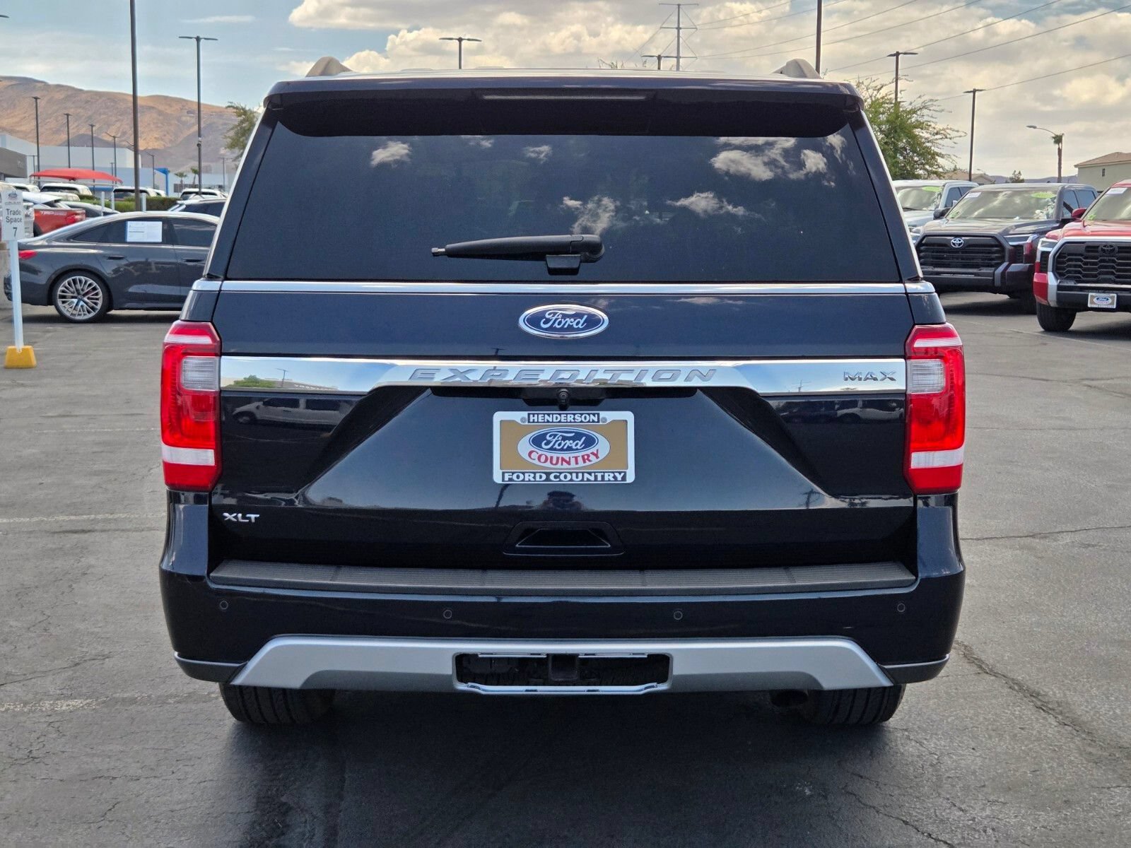 Certified 2021 Ford Expedition Max XLT RWD image 5