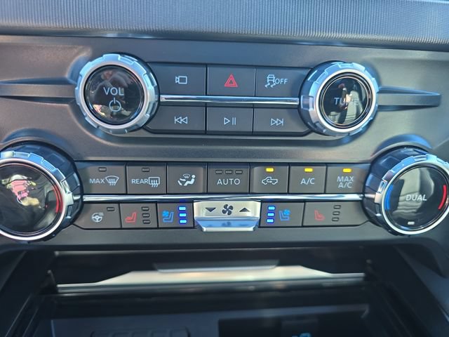 Certified 2026 Ford F350 Platinum AWD/4WD image 24