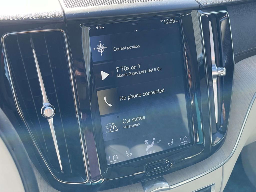 Used 2020 Volvo XC60 T5 Inscription image 13