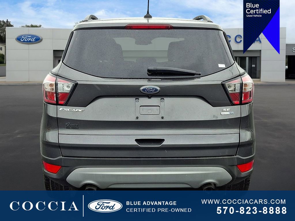 Certified 2018 Ford Escape SE w/ SE Sync 3 Package AWD/4WD image 5