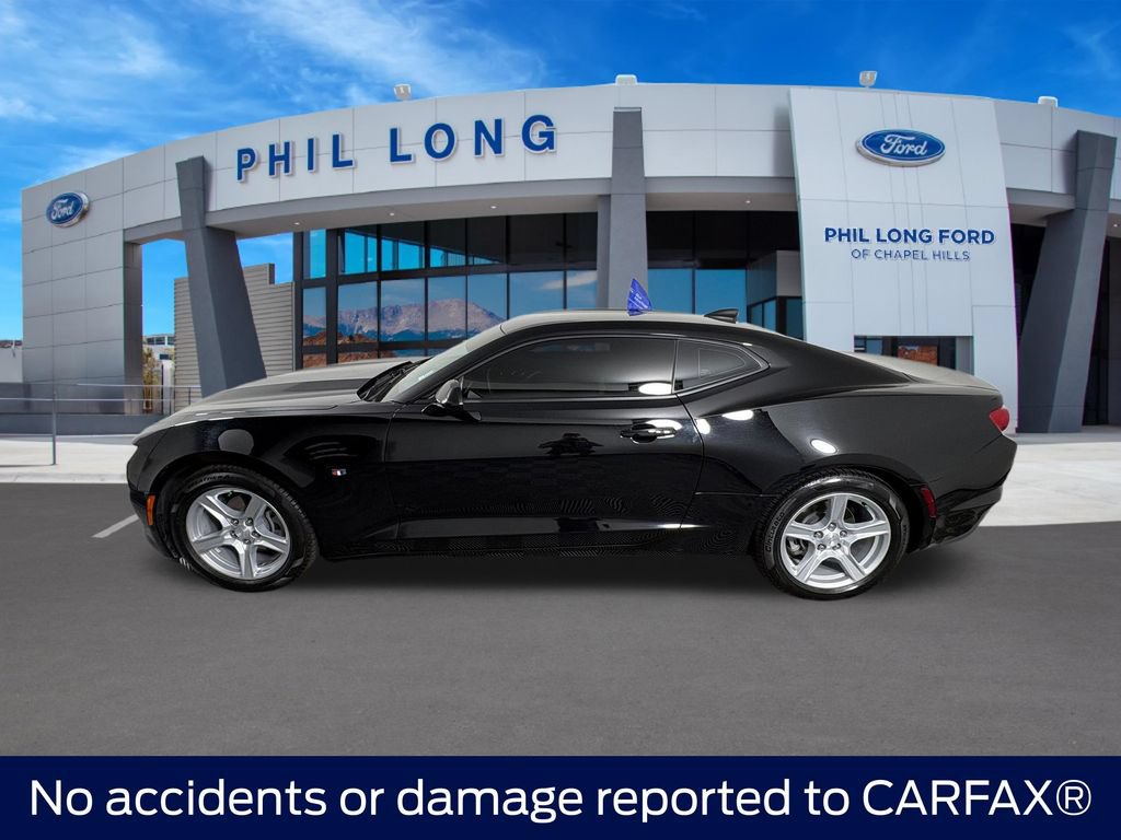 Used 2024 Chevrolet Camaro LT RWD image 2