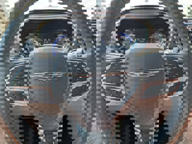 Used 2023 Chrysler Voyager LX image 20