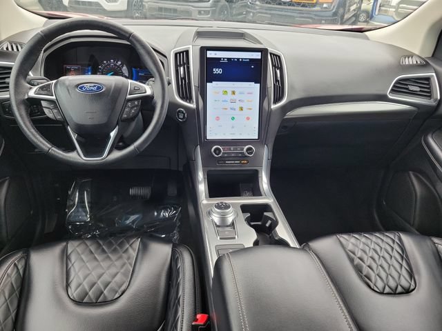 Certified 2024 Ford Edge Titanium AWD/4WD image 10